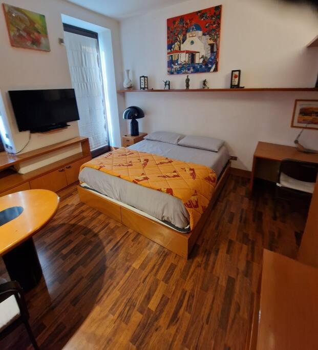 Osti 3 Beautifully Furnished Leilighet Milano Eksteriør bilde