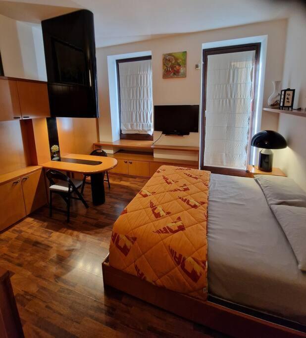 Osti 3 Beautifully Furnished Leilighet Milano Eksteriør bilde